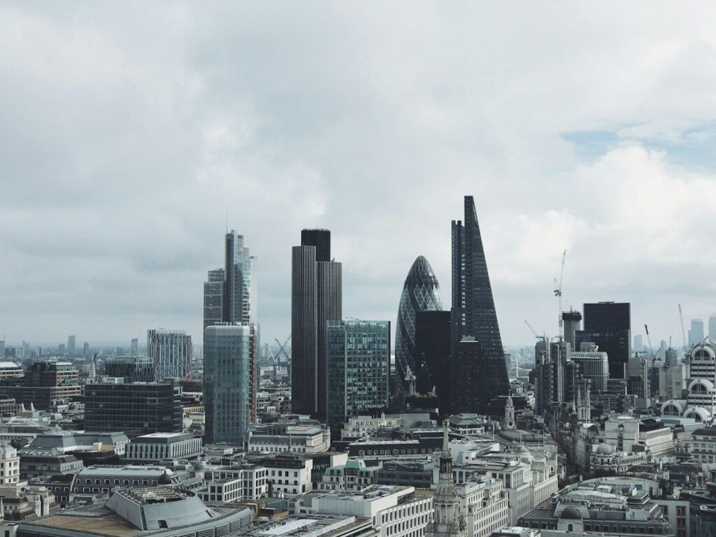 Office towers in the City of London, the largest centre for the forex market beginners often choose