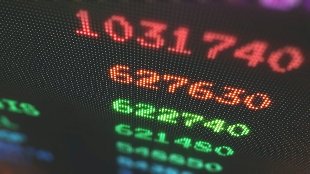 Red and green figures on a price display
